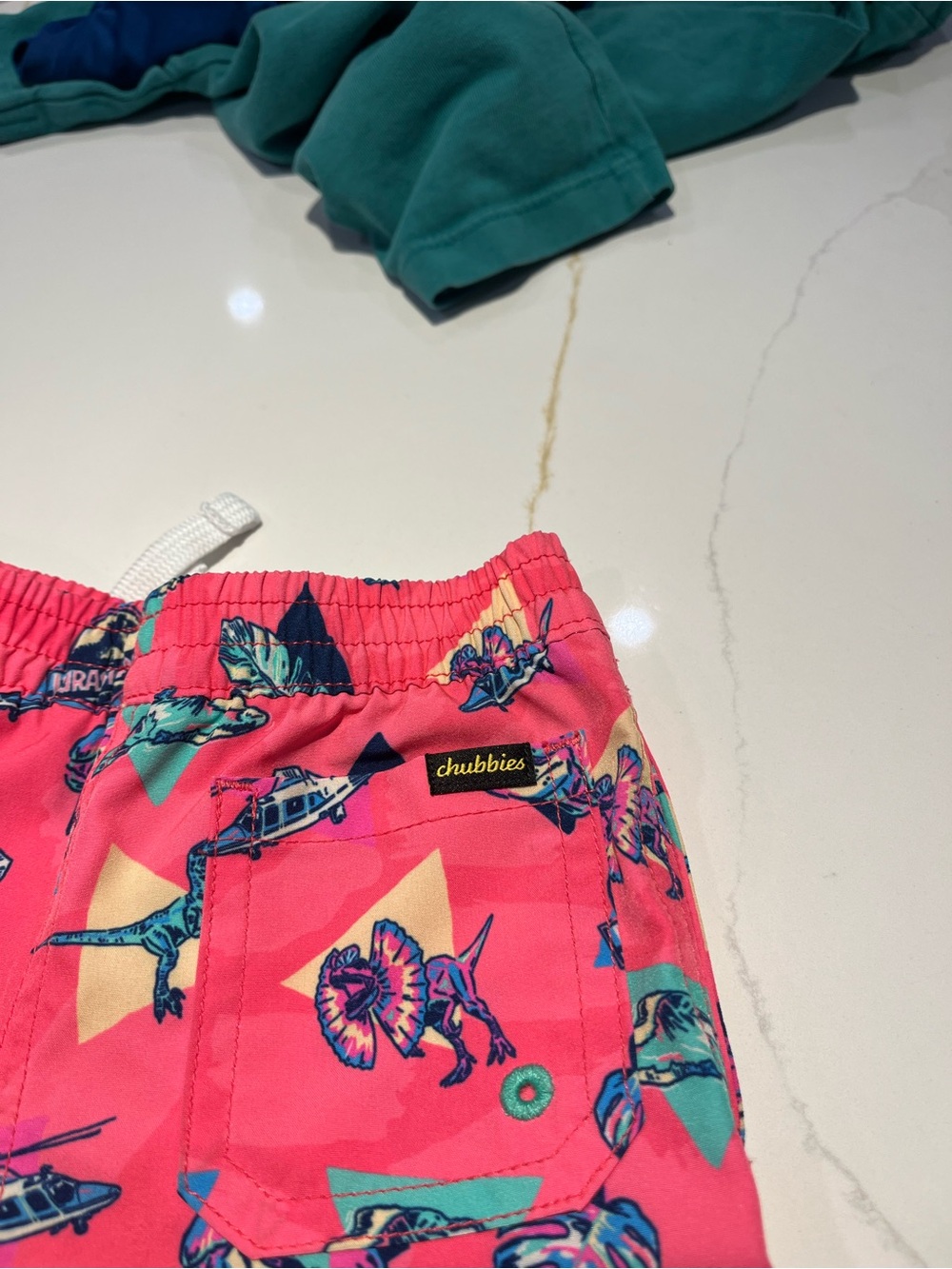 Chubbies Jurassic Park Print Toddler Swim Shorts and Matching Rash Guard 2T - Picture 4 of 8